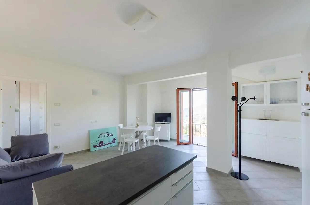 Joivy Vista Mondo Apartment Rapallo